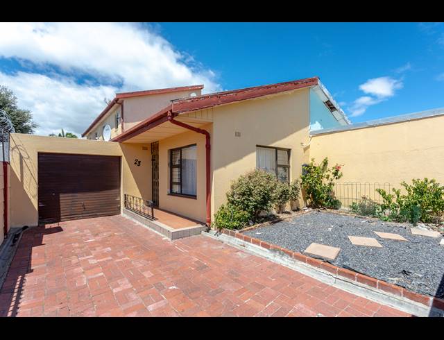 4 BEDROOM FREEHOLD SOLD IN WINDERMERE